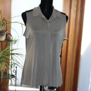 Worthington NWT sleeveless blouse - Army Green
